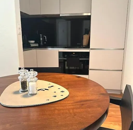 Wonderful Cosy In Apartment